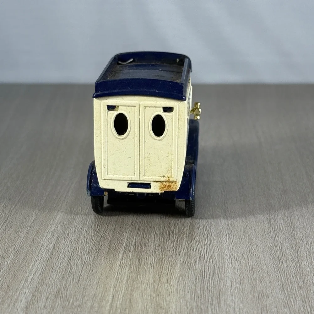 Vintage Pepsi Cola Delivery Truck DieCast More Bounce To The Ounce